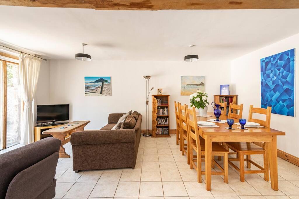 Beech Cottage, Spacious Rural Retreat Usk Eksteriør bilde